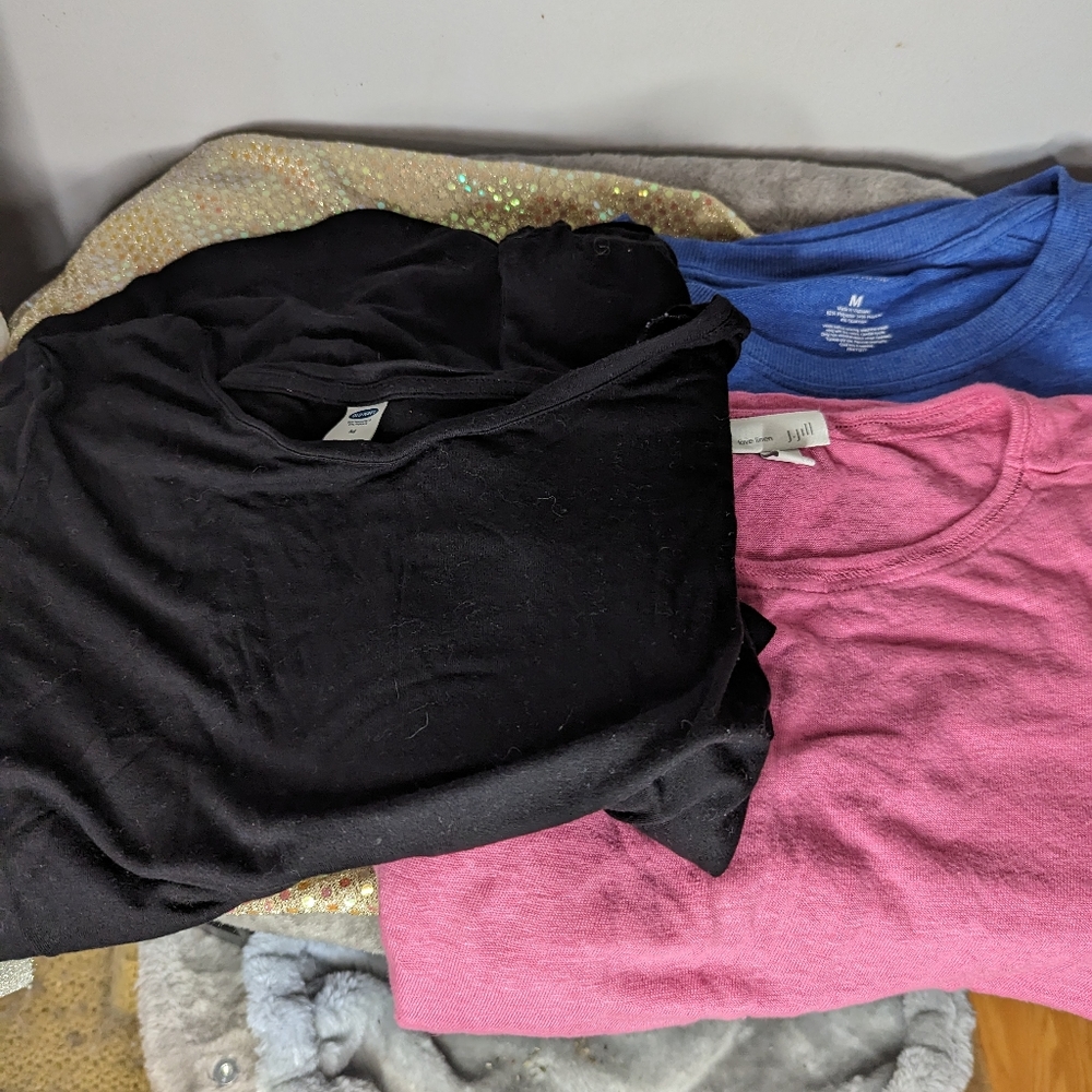 Lot of 3 medium short sleeve tops